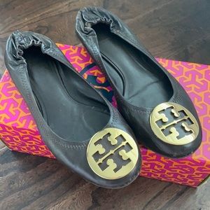 Tory Burch Reva Flat
